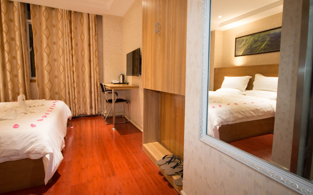 Sky Hotel Chinatown Yangon Exterior foto